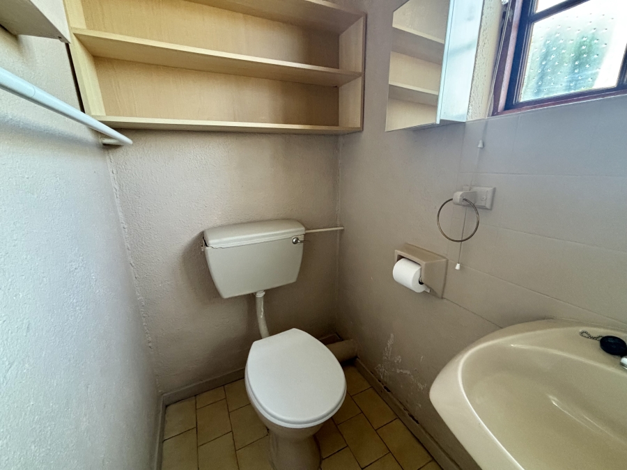 To Let 1 Bedroom Property for Rent in Vredekloof Western Cape